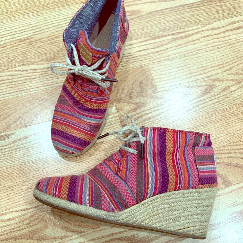 TOMS Multicolored Booties